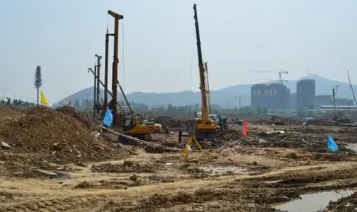 旋挖钻机大型设备及附件运输租赁合同-旋挖钻机基地如何拟定运输合同