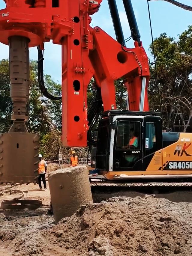 旋挖钻机免费培训学校：三一旋挖机群助力几内亚铁路项目建设（三一旋挖机组帮助内亚铁路项目建设）插图7